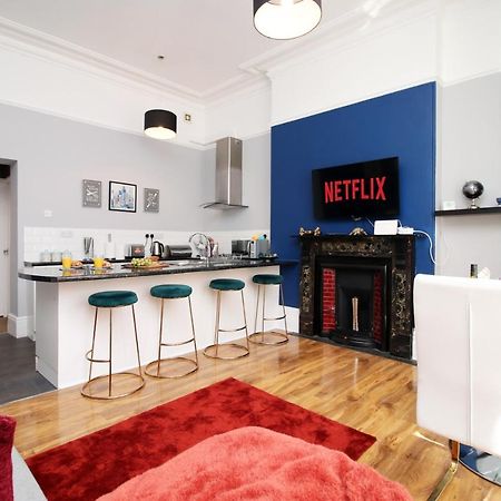 Sleek And Stylish 2 Bed In Clifton - Garden Daire Bristol Dış mekan fotoğraf