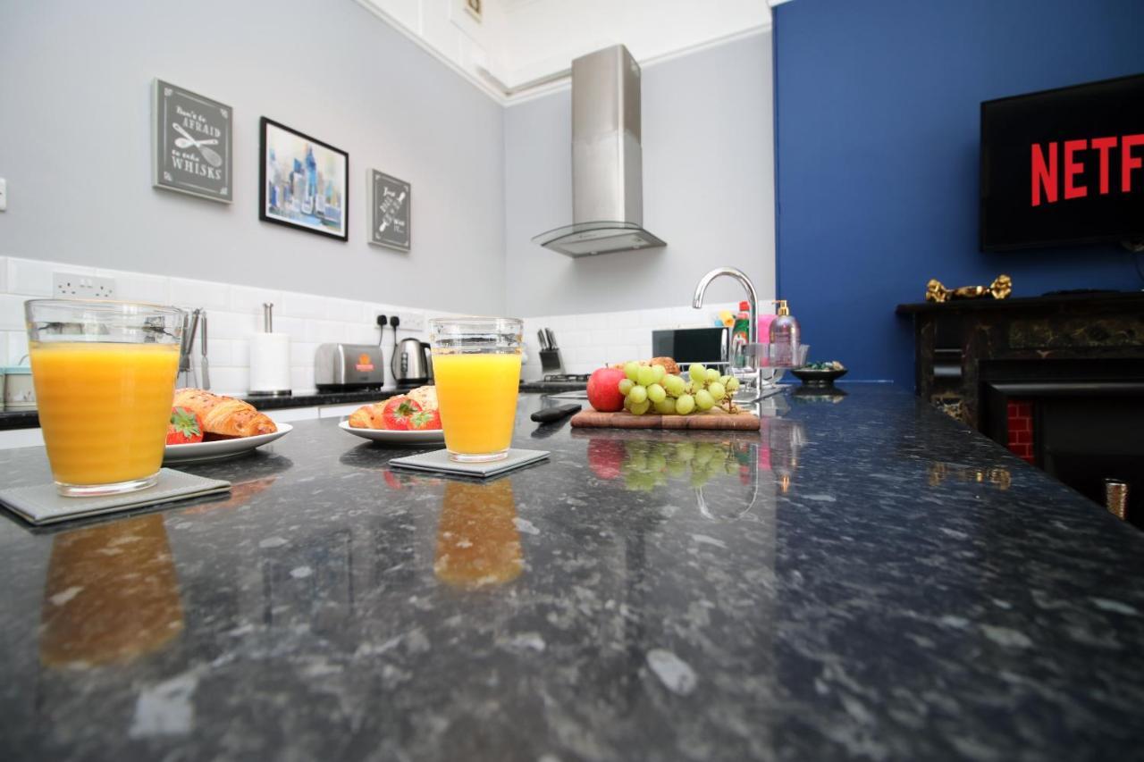 Sleek And Stylish 2 Bed In Clifton - Garden Daire Bristol Dış mekan fotoğraf