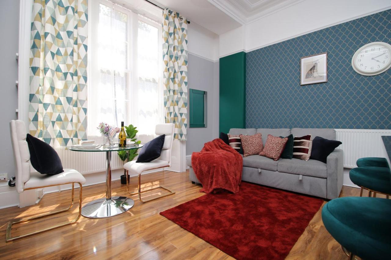 Sleek And Stylish 2 Bed In Clifton - Garden Daire Bristol Dış mekan fotoğraf