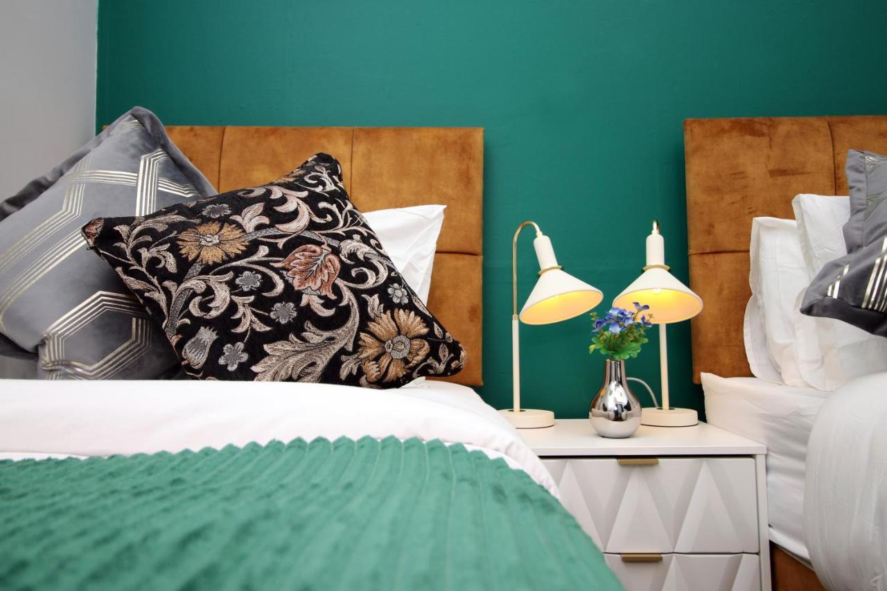 Sleek And Stylish 2 Bed In Clifton - Garden Daire Bristol Dış mekan fotoğraf