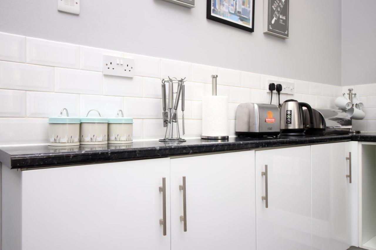 Sleek And Stylish 2 Bed In Clifton - Garden Daire Bristol Dış mekan fotoğraf
