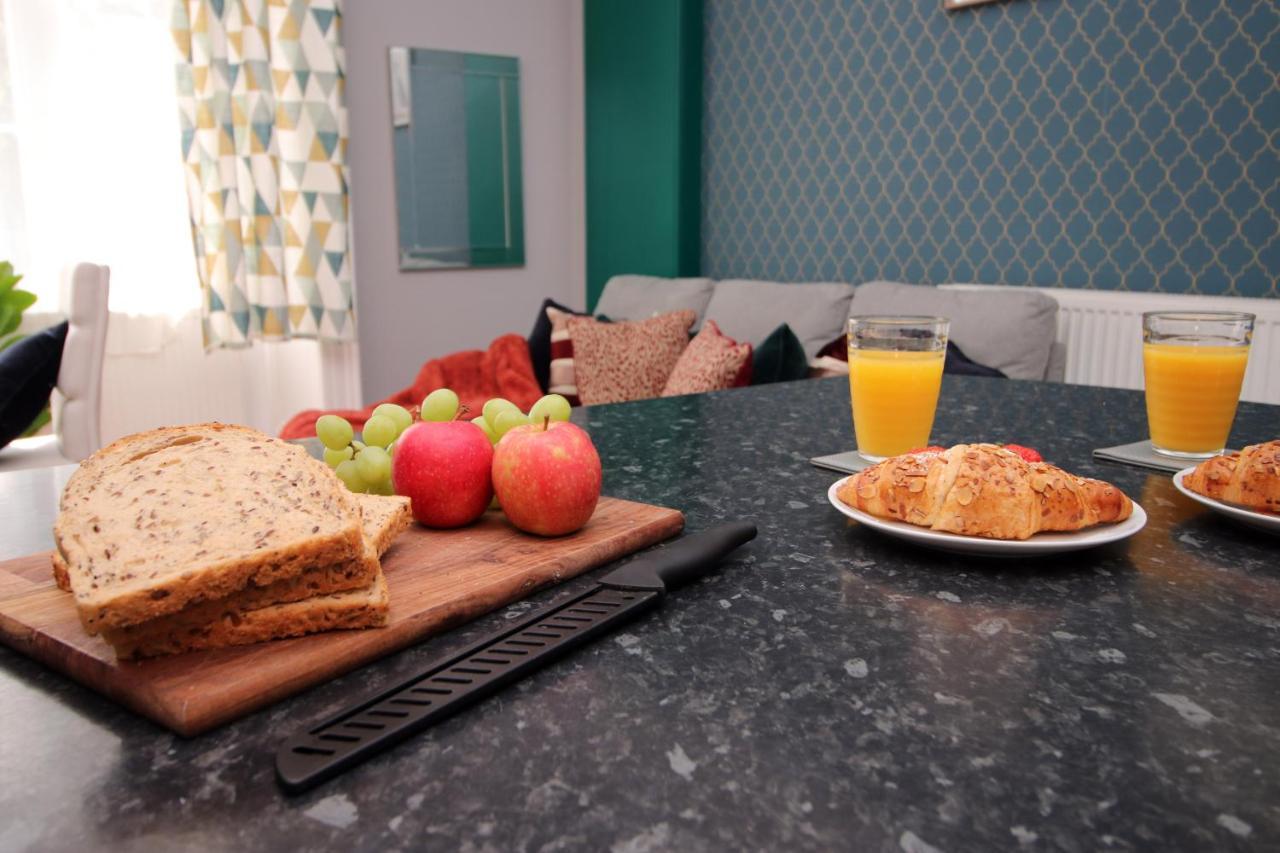 Sleek And Stylish 2 Bed In Clifton - Garden Daire Bristol Dış mekan fotoğraf